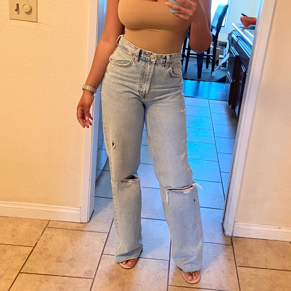Zara straight leg jeans, size 4.